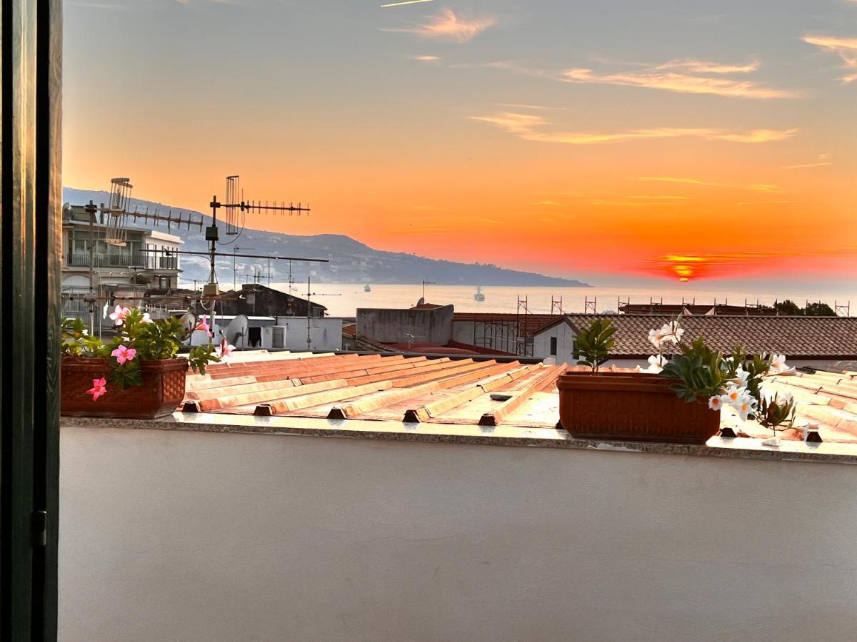 Sorrento Sunset Home Meta Extérieur photo